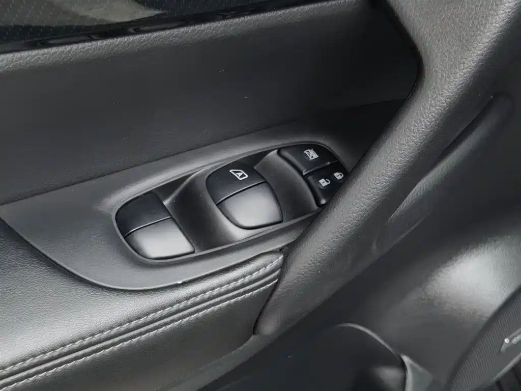 Nissan X-Trail 2020 — фото 9