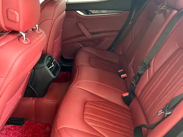 Maserati Ghibli 2014