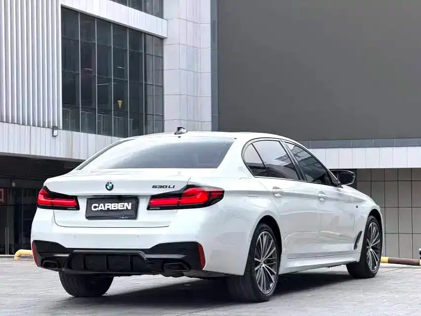 BMW 5 Series 2023 — фото 2