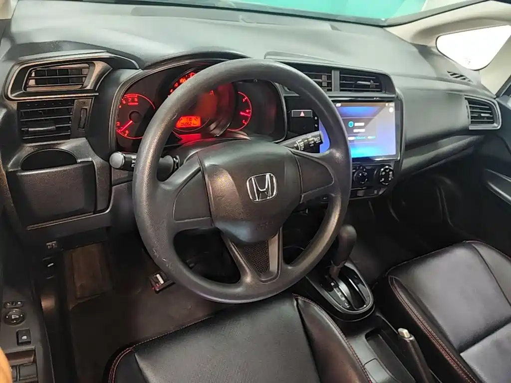 Honda Fit 2019 — фото 10