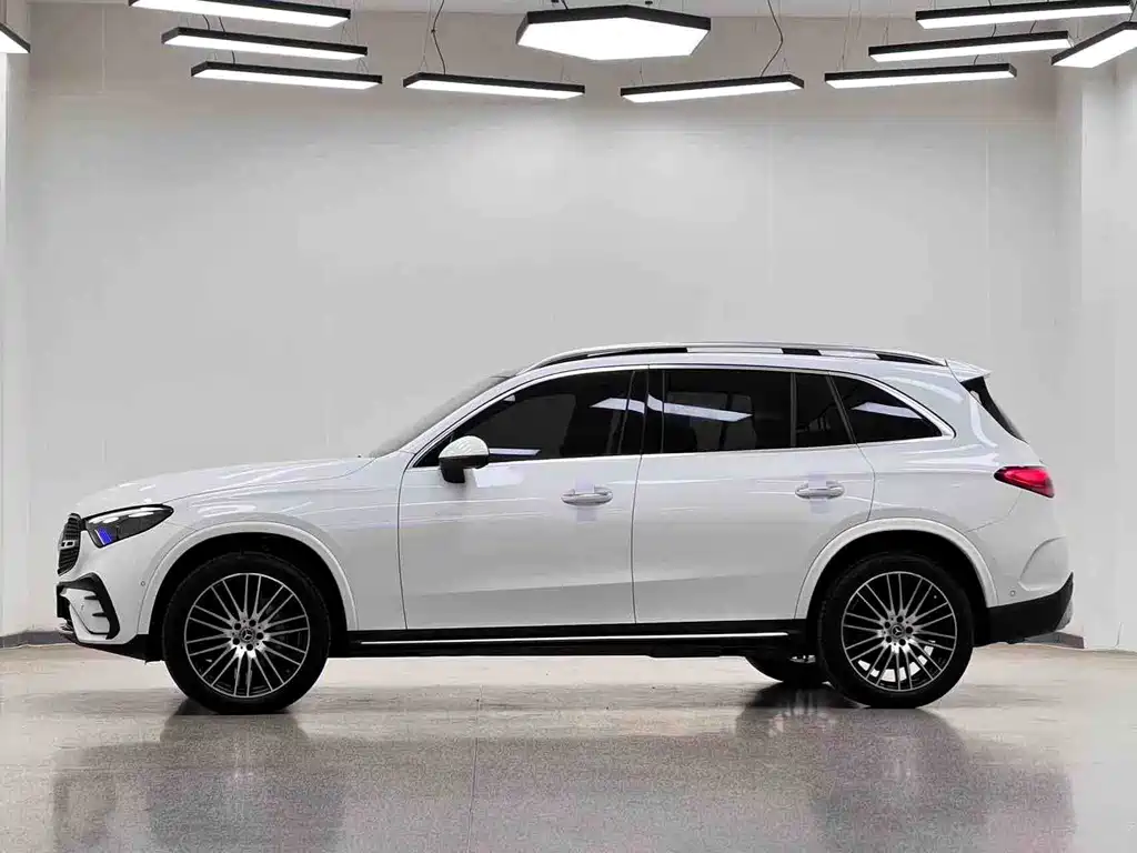 Mercedes-Benz GLC 2023 — фото 8