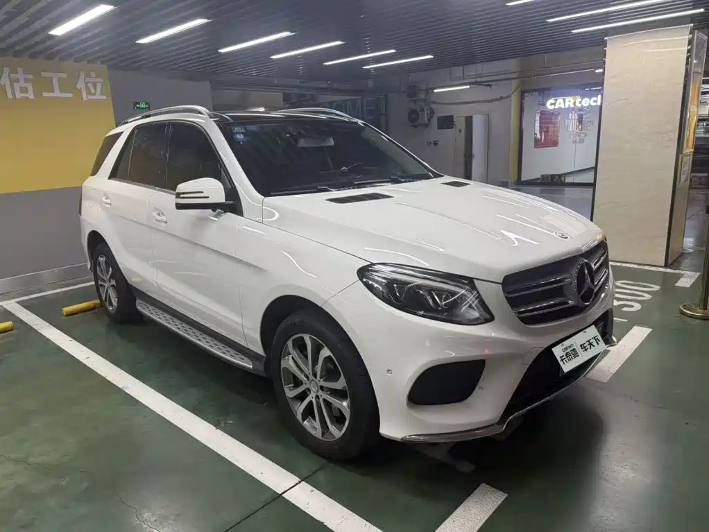 Mercedes-Benz GLE 2016 — фото 3