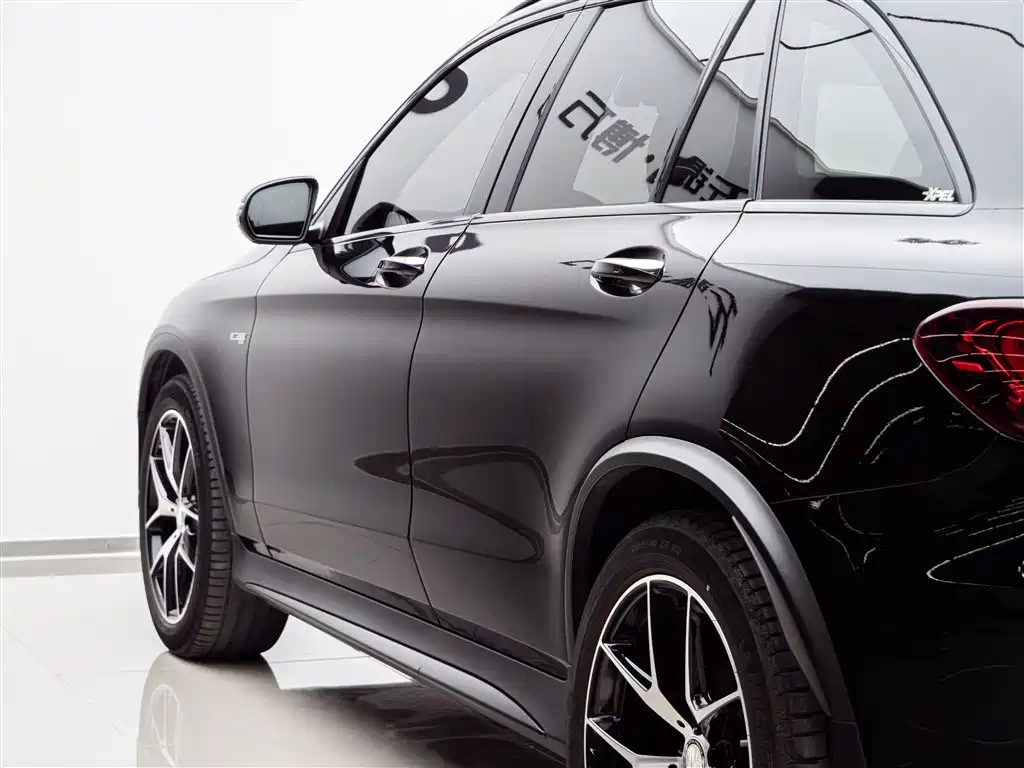 Mercedes-Benz GLC AMG 2023 — фото 6