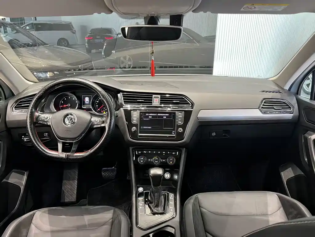 Volkswagen Tiguan L 2018