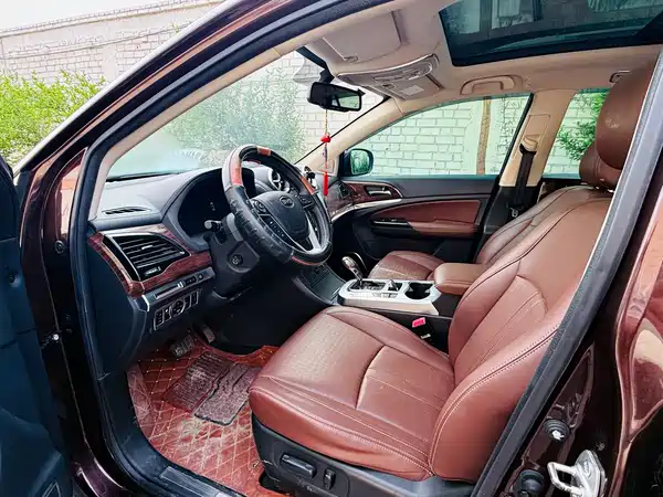 BYD S7 2015