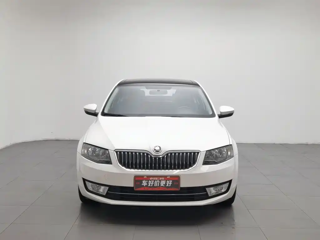 Skoda Octavia 2015 — фото 3