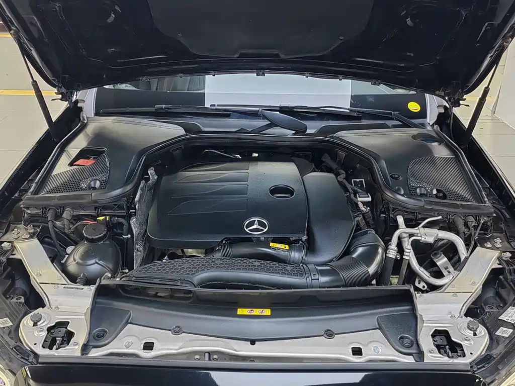 Mercedes-Benz E-Class 2021 — фото 15