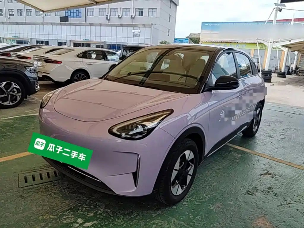 Geely Galaxy Starwish 2025 — фото 2