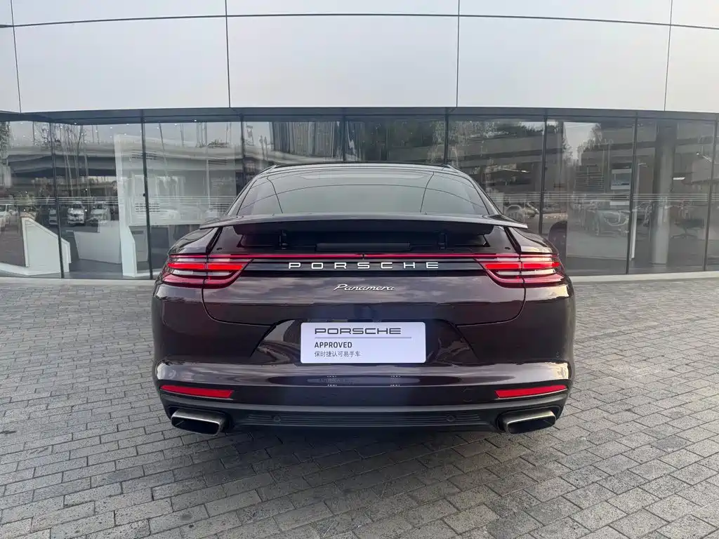 Porsche Panamera 2017 — фото 14
