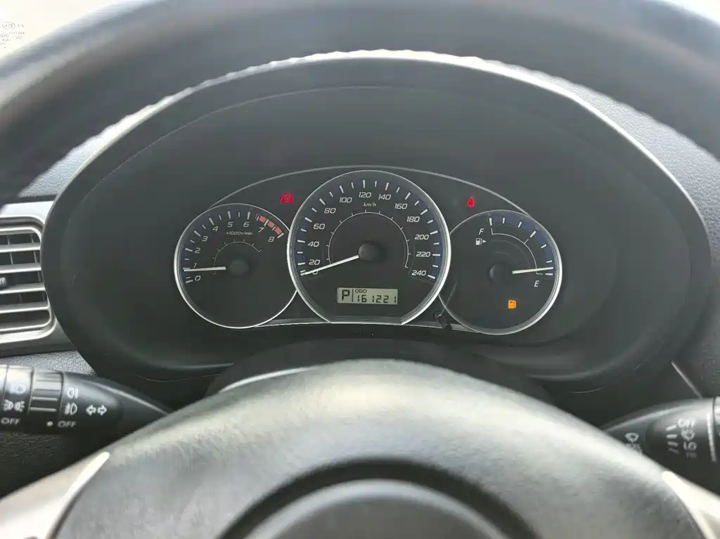 Subaru Forester 2011 — фото 20