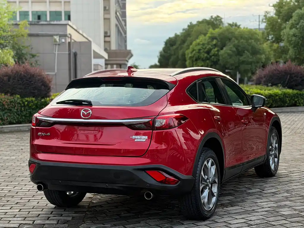 Mazda CX-4 2018 — фото 4