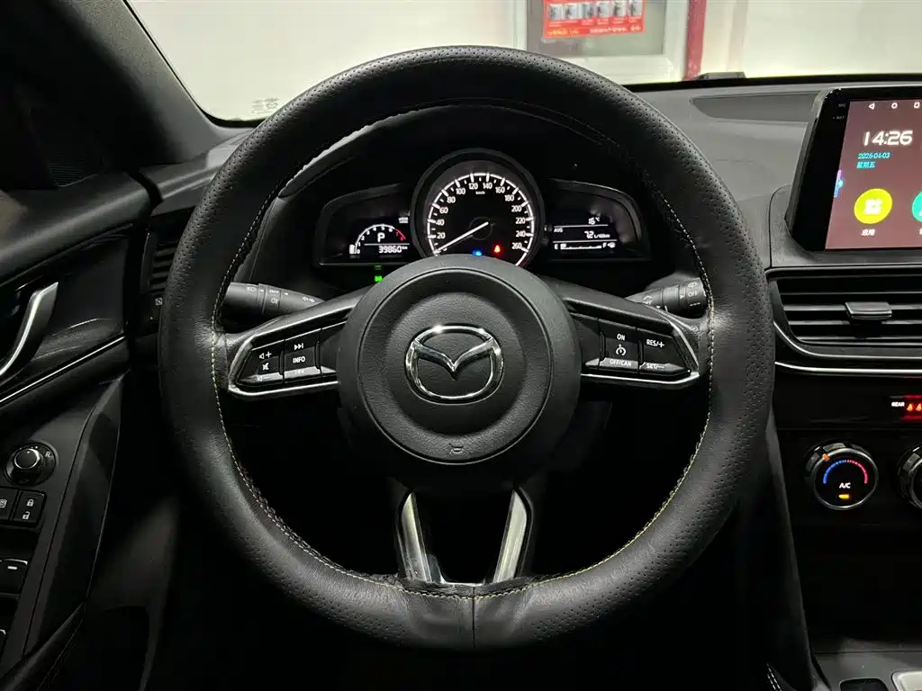 Mazda CX-4 2022 — фото 13