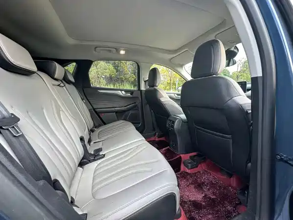 Ford Edge 2021