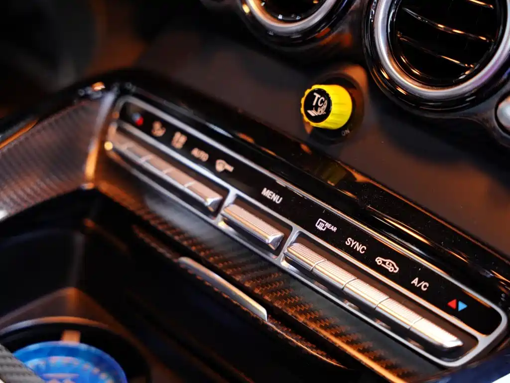 Mercedes-Benz AMG GT 2020 — фото 26