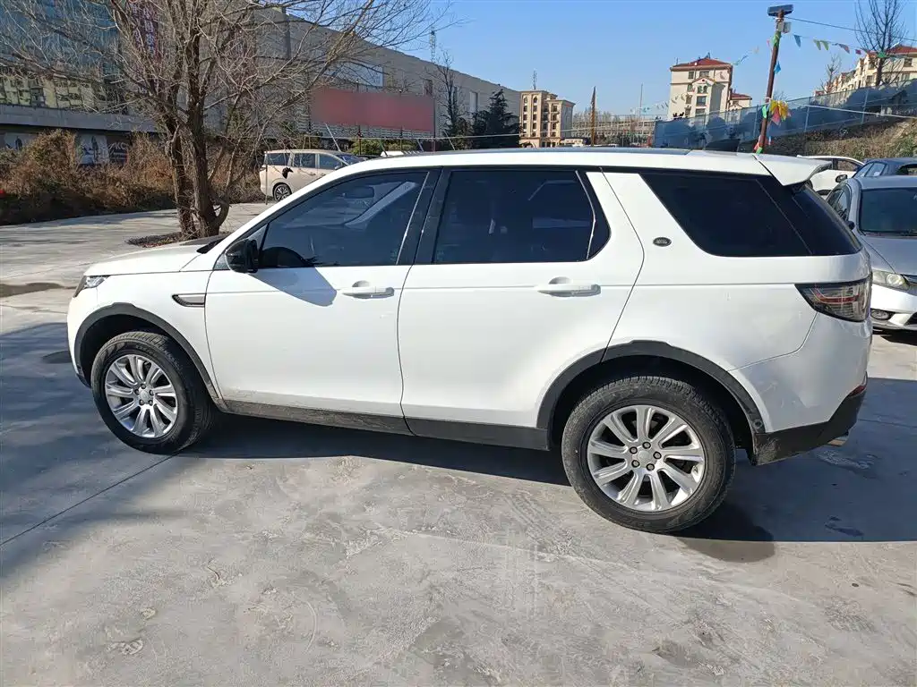 Land Rover Discovery Sport 2019 — фото 5