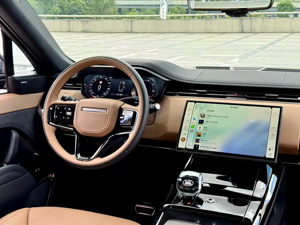 Land Rover Range Rover Sport 2024 — фото 10