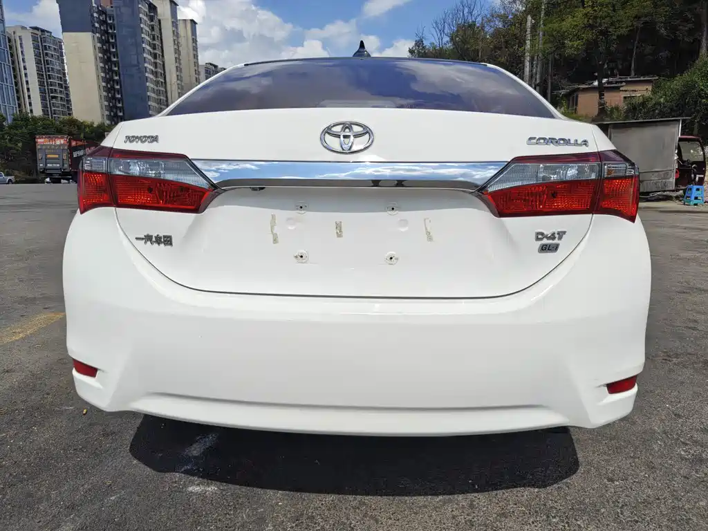 Toyota Corolla 2018 — фото 8
