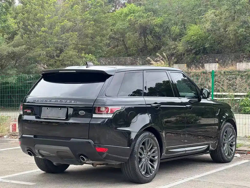 Land Rover Sport 2017 — фото 16