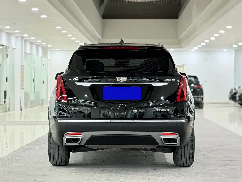 Cadillac XT5 2022 — фото 5