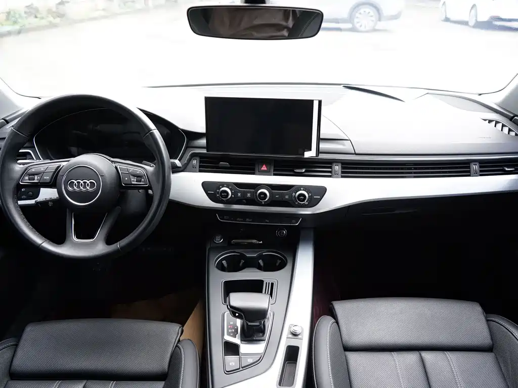Audi A4L 2024