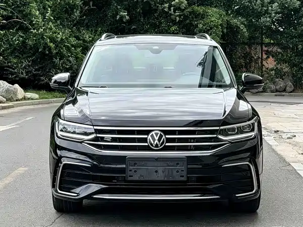 Volkswagen Tiguan L 2023