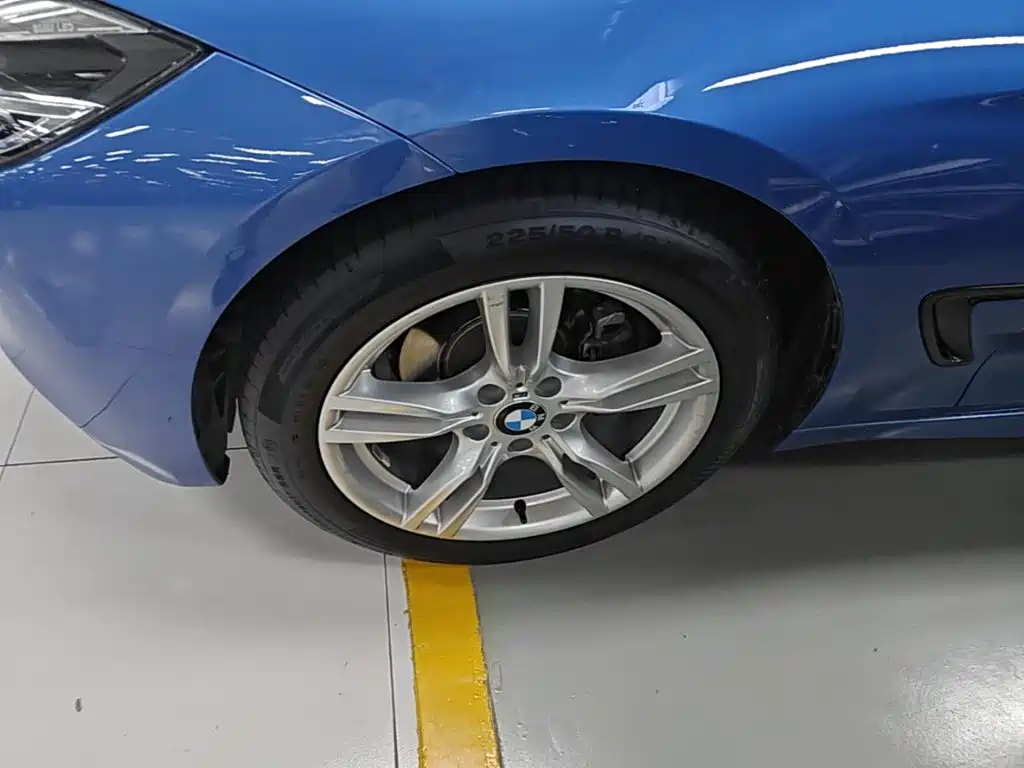 BMW 3 Series GT 2017 — фото 23