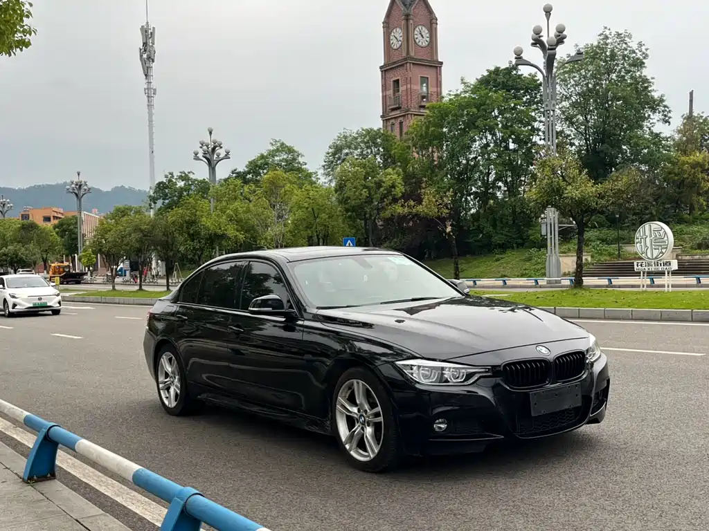 BMW 3 Series 2018 — фото 2