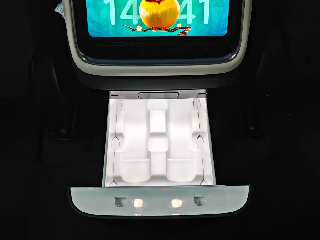 Xiaomi YU7 2025 — фото 9
