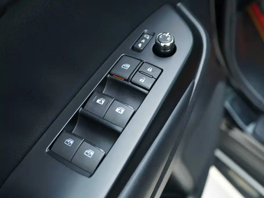 Toyota Highlander 2020 — фото 11