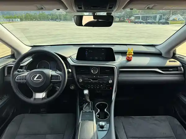 Lexus RX 2020