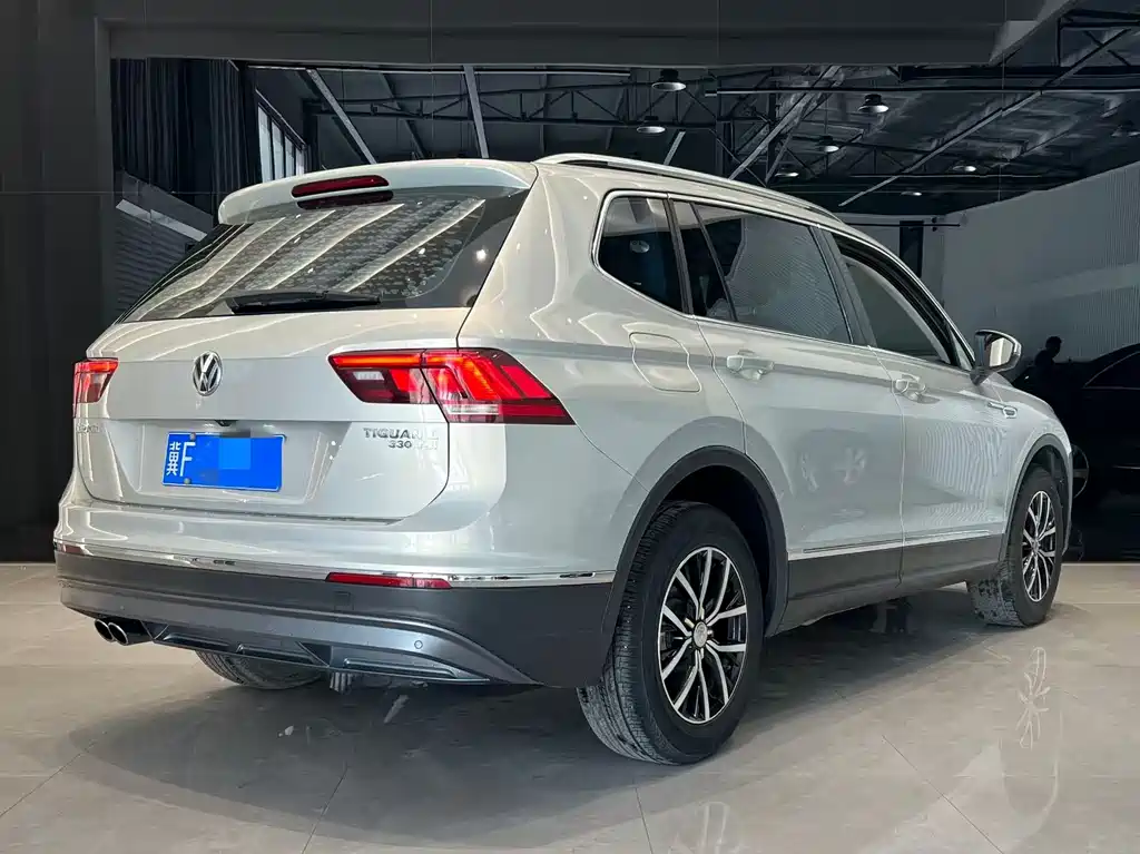 Volkswagen Tiguan L 2018