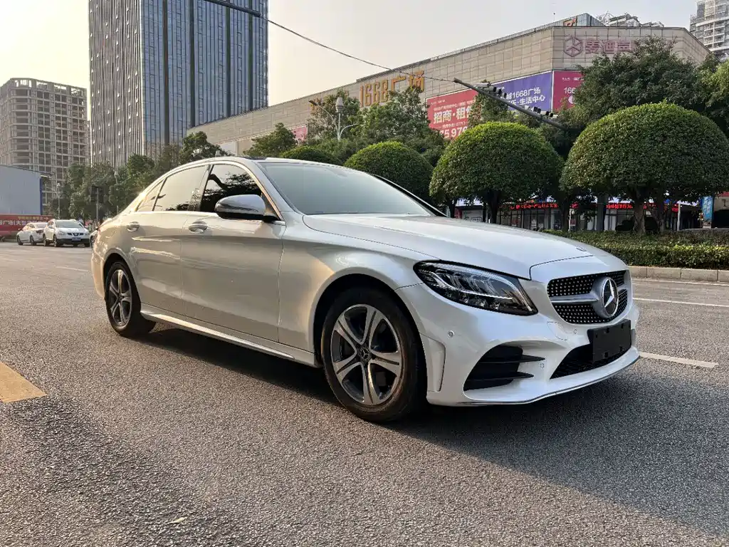 Mercedes-Benz C-Class 2020 — фото 4