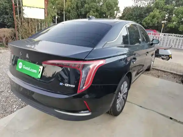 Hongqi E-QM5 2023