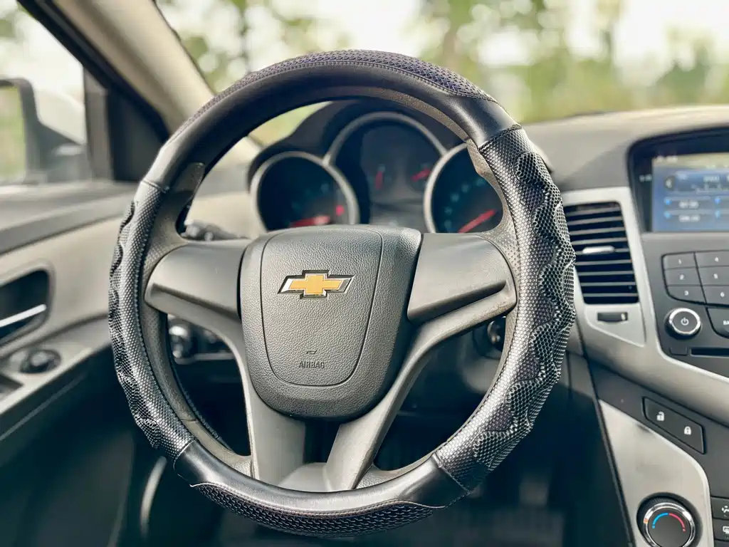 Chevrolet Cruze 2014 — фото 18