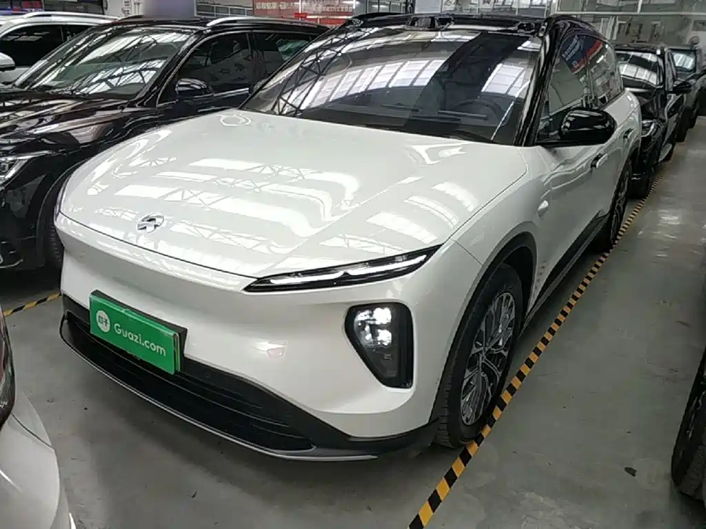NIO ES6 2025