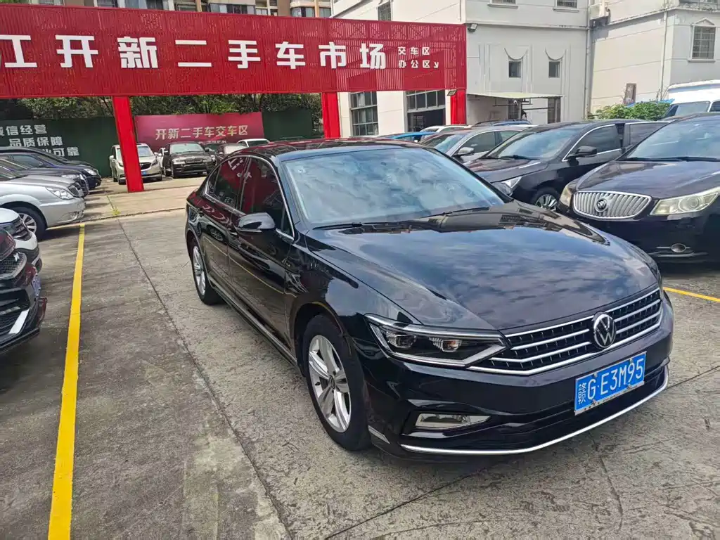 Volkswagen Magotan 2023