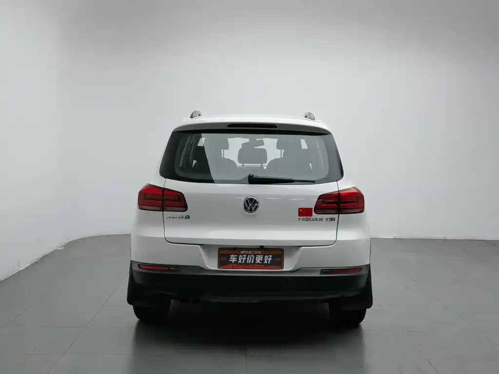 Volkswagen Tiguan 2015 — фото 4