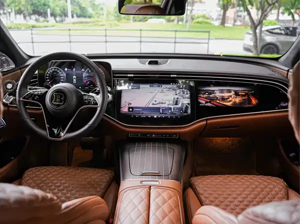 Mercedes-Benz E-Class 2024