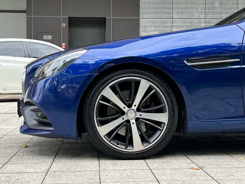 Mercedes-Benz SLC 2017 — фото 5