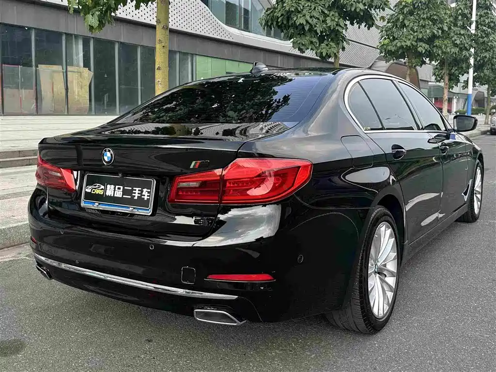 BMW 5 Series 2019