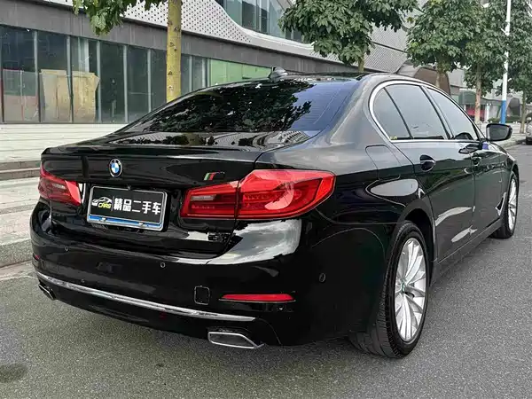 BMW 5 Series 2019