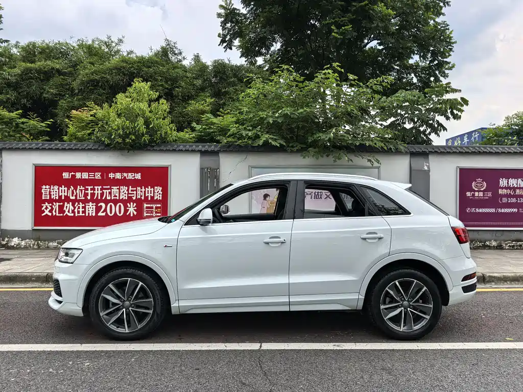 Audi Q3 2019 — фото 13