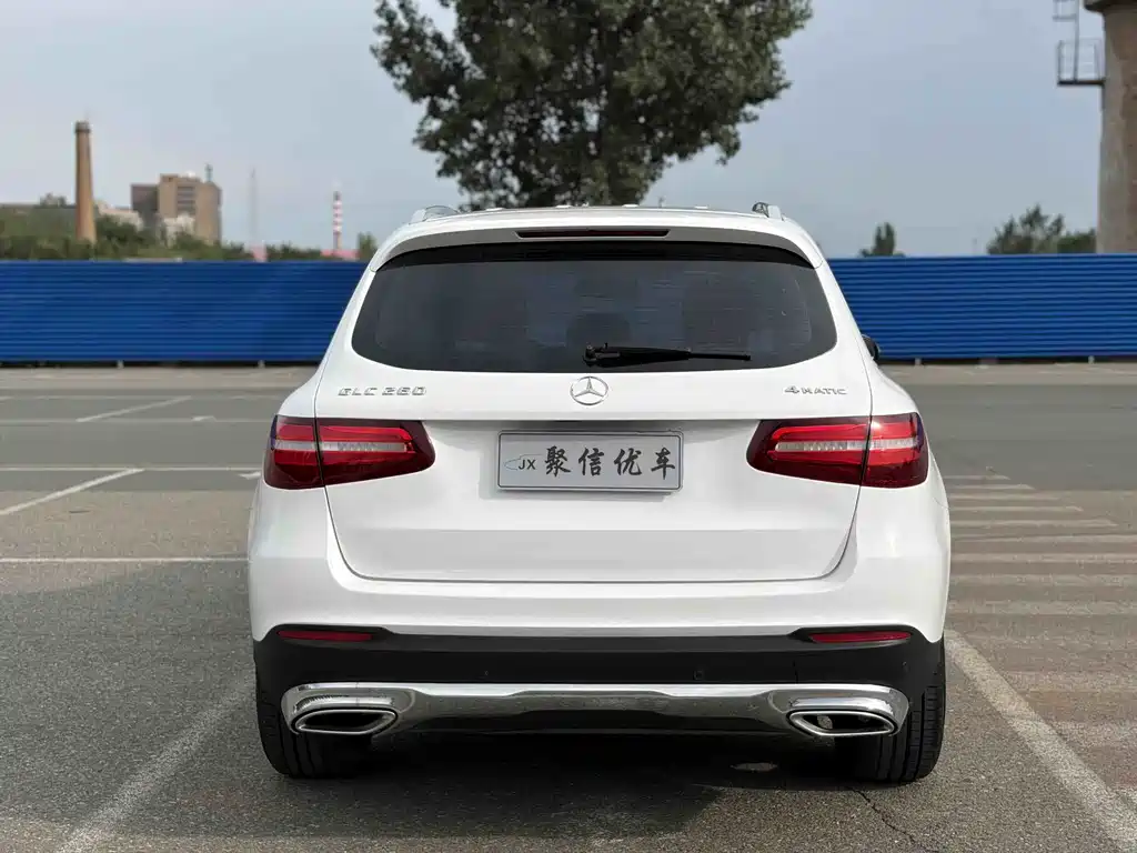 Mercedes-Benz GLC 2016 — фото 19