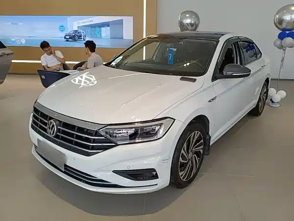 Volkswagen Sagitar 2019