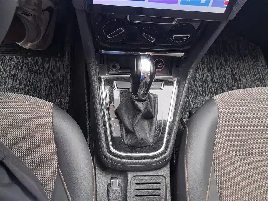 Volkswagen C-Trek 2017 — фото 16
