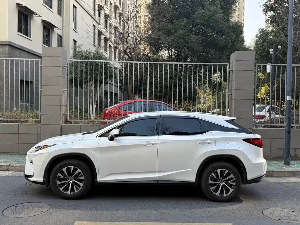 Lexus RX 2017 — фото 5