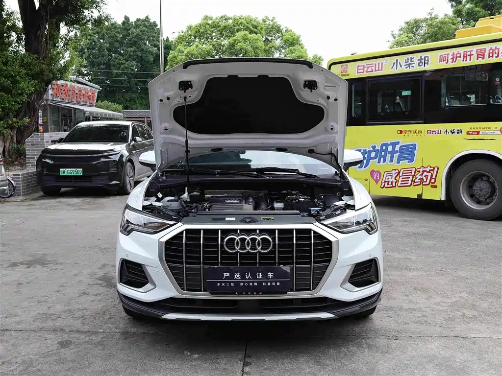 Audi Q3 2022 — фото 18