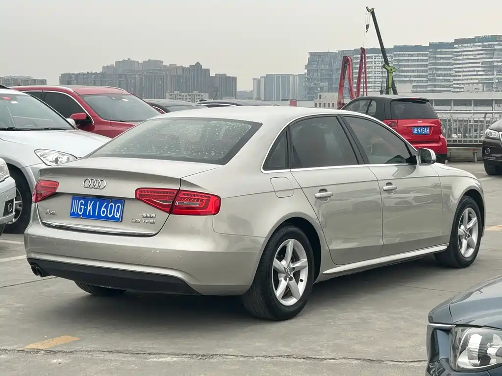 Audi A4L 2016 — фото 4