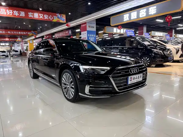 Audi A8 2021