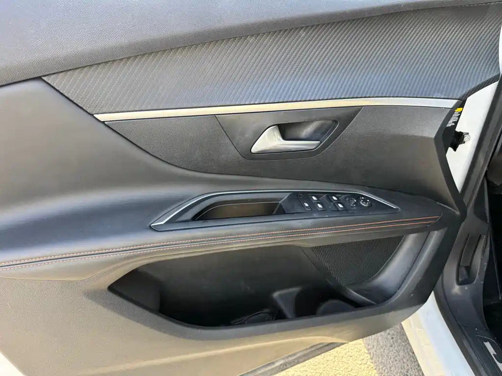 Peugeot 4008 2019 — фото 13